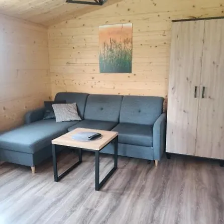 Nad Stawem Nyaraló *